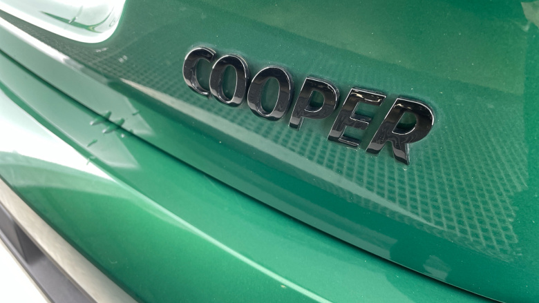 MINI Hatchback 1.5 Cooper Sport 3dr Auto Petrol Hatchback